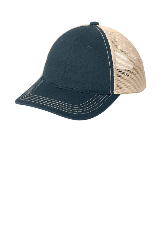 Gorra District ®  DT630